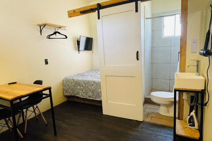 Room 77 of 98