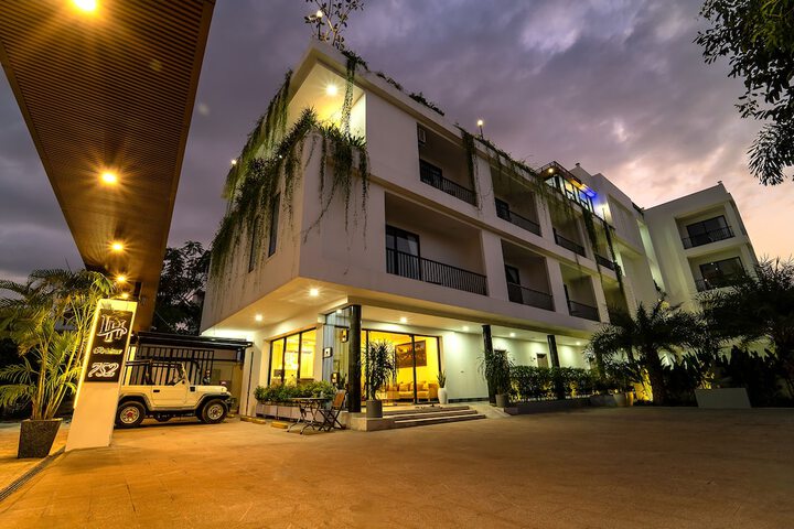 Hotel 70 of 76