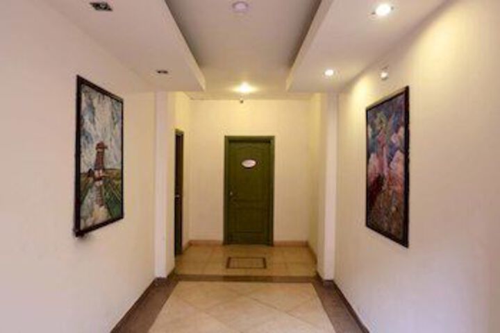 Ballroom/Hall 16 of 22