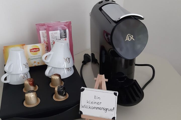 Breakfast/Coffee Service 23 of 47