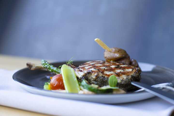 Dining 82 of 101