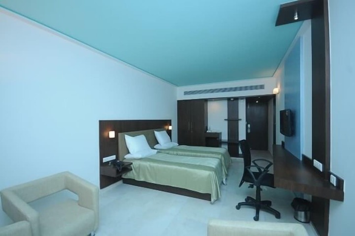 Room 18 of 39