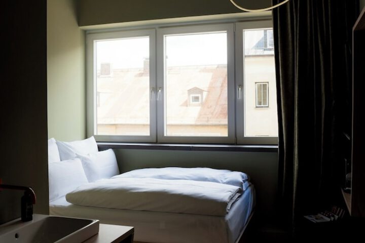 Room 20 of 73