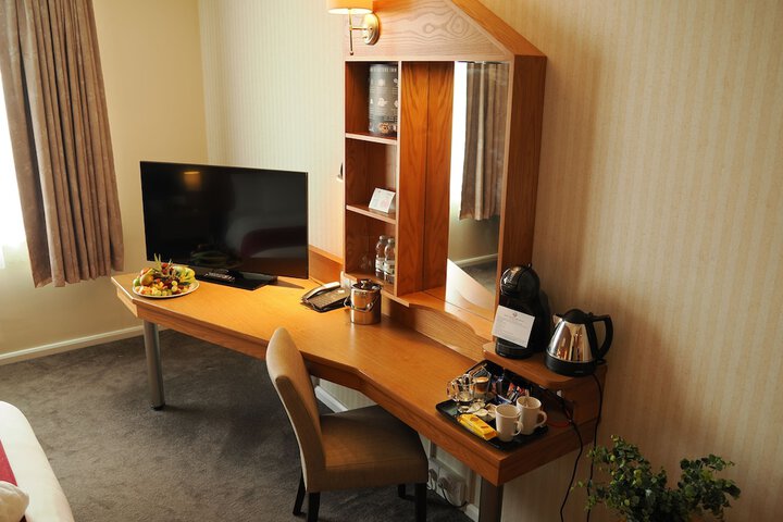 Room 23 of 58