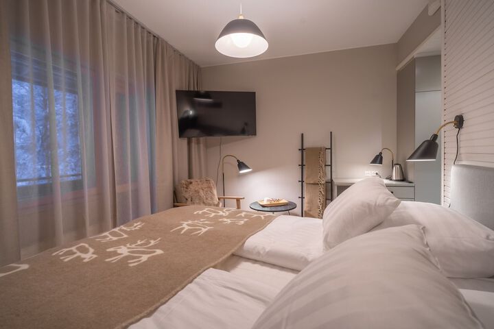 Room 7 of 52