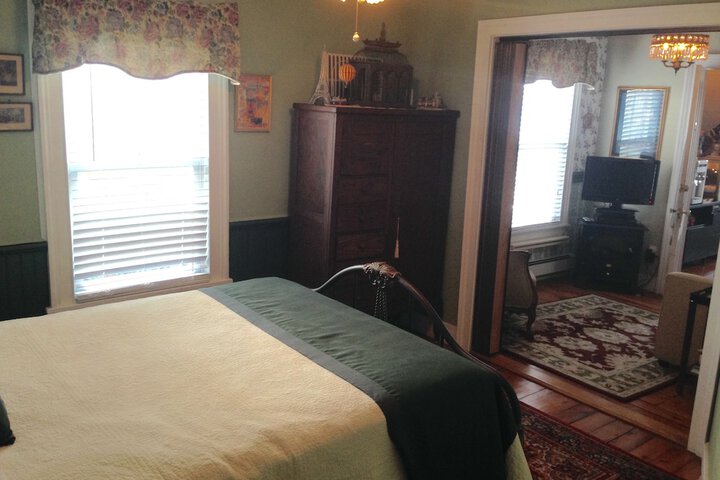 Room 12 of 41