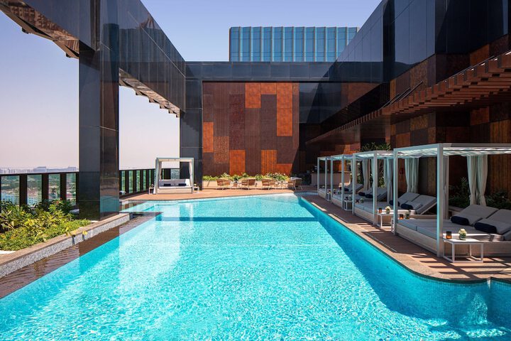 Pool 66 of 103