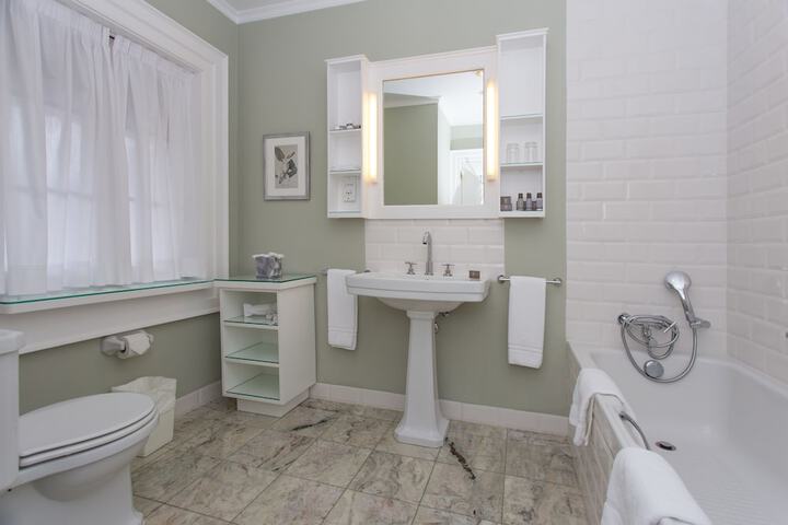 Bath Interior