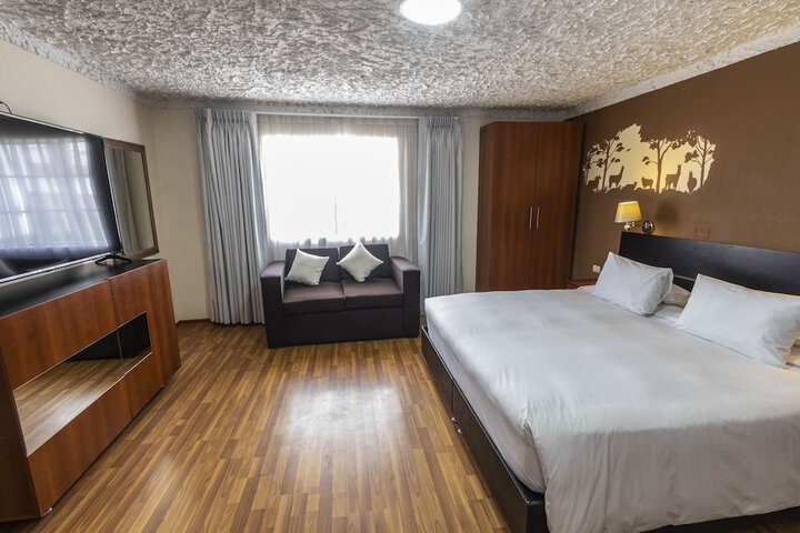Room 25 of 58