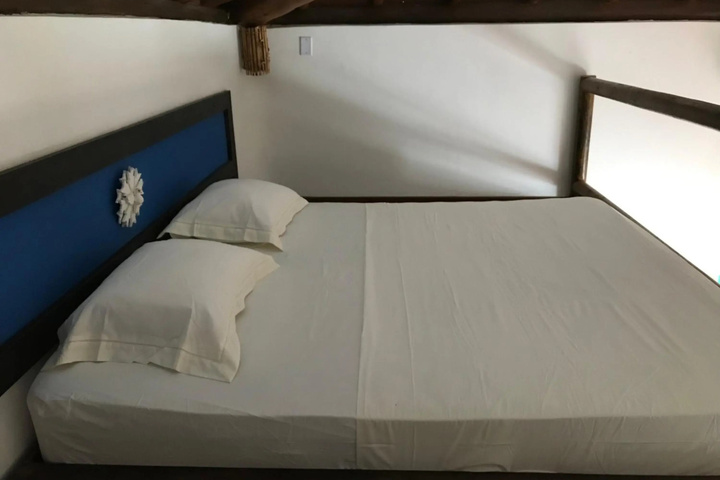 Room 3 of 20