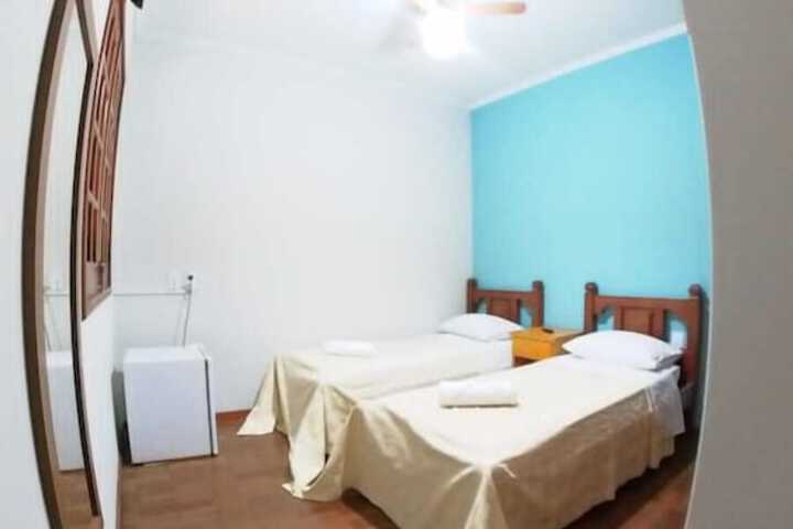 Room 3 of 16