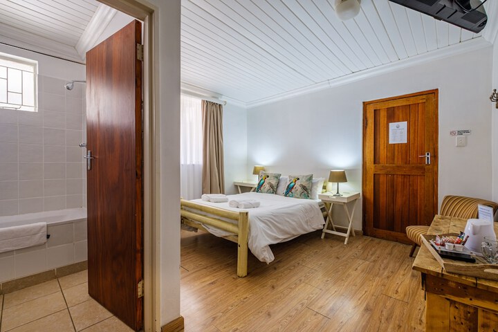 Room 3 of 30