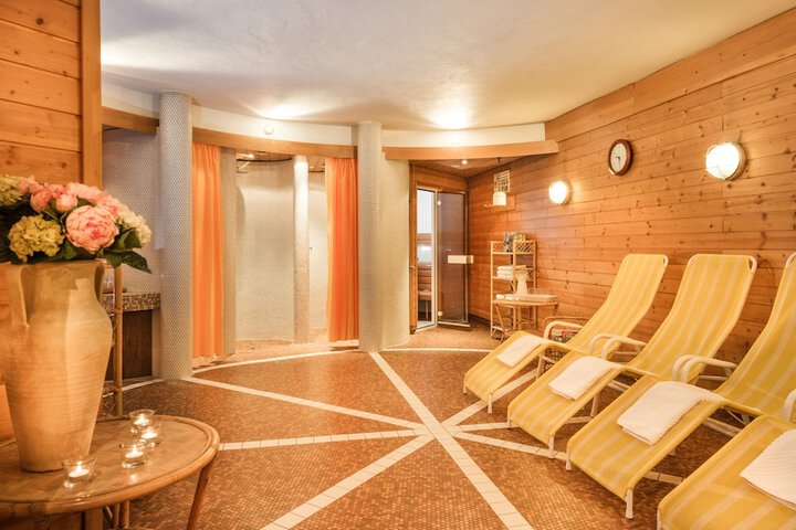 Steam room