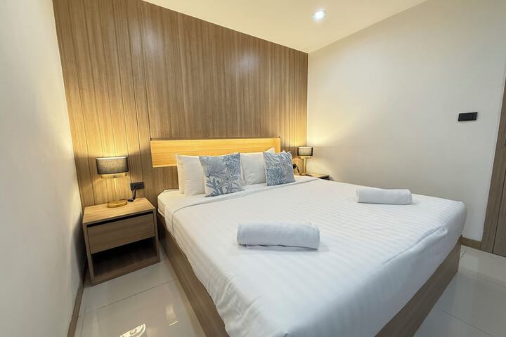 Room 15 of 40