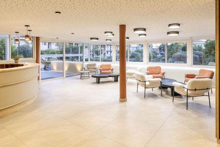 Lobby Entry