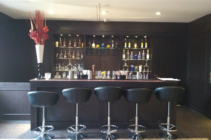 Lounge 59 of 83