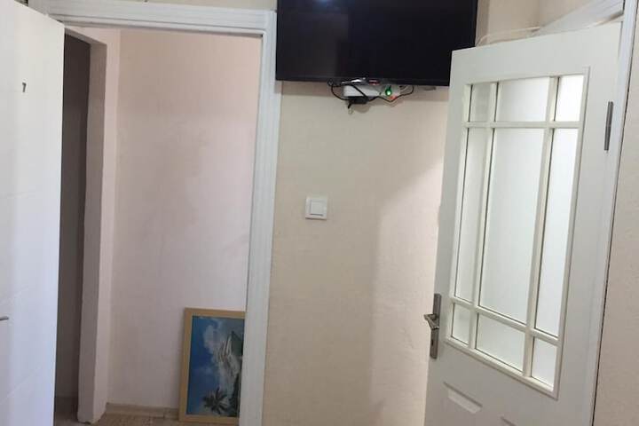 Room 6 of 263