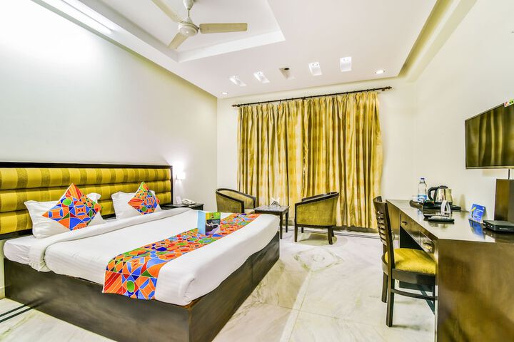 Room 9 of 22