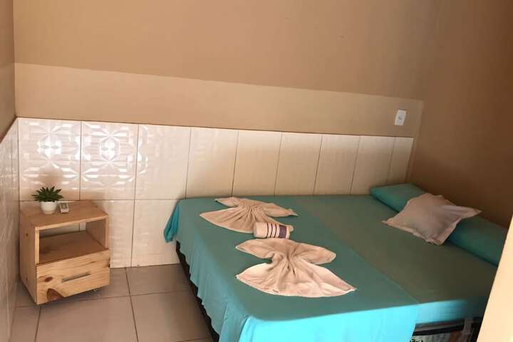 Room 4 of 48