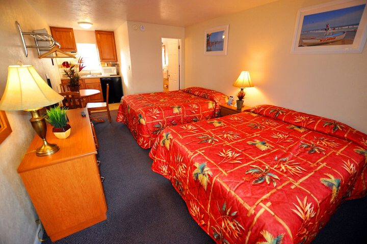 Room 3 of 38