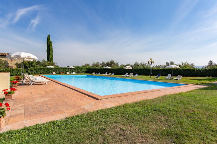 Pool 34 of 42