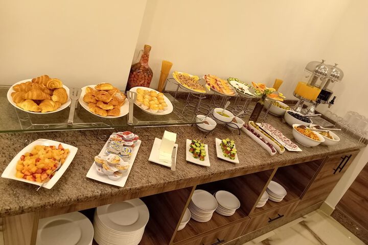 Dining 202 of 235