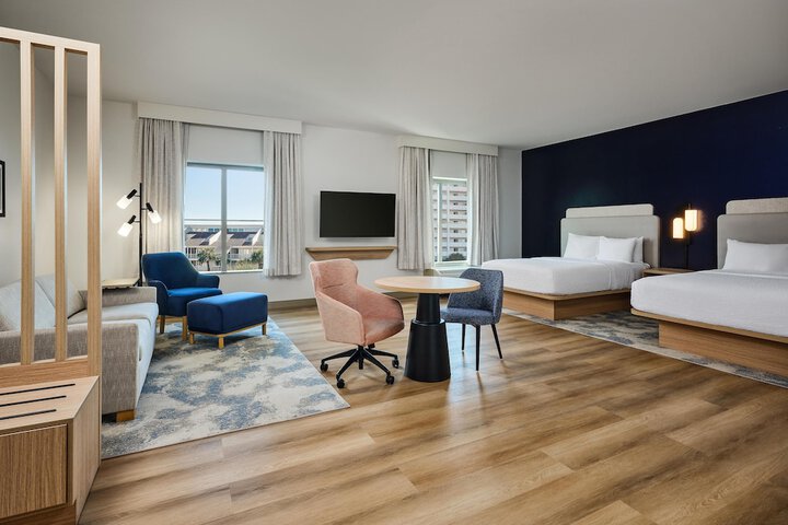 Room 17 of 48