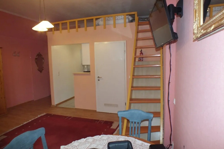 Room 3 of 15