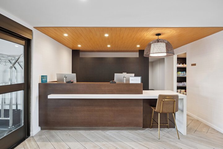 Hotel Interior 2 of 131