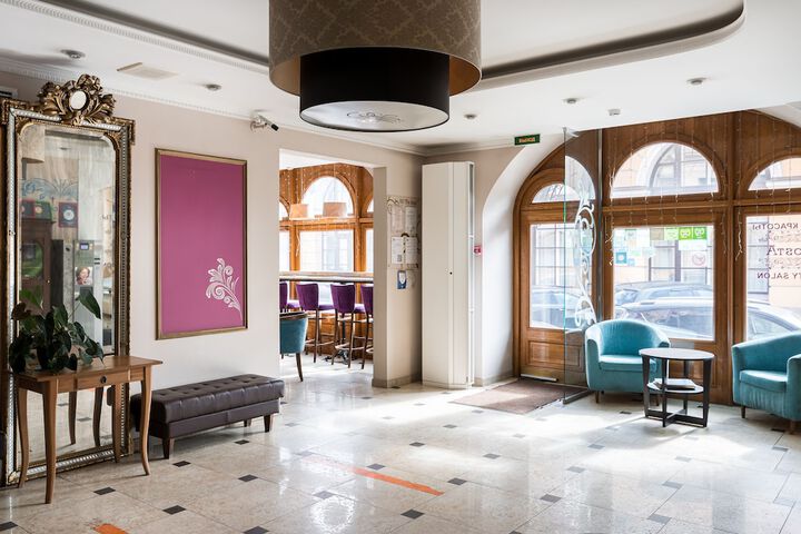 Hotel 3 of 75