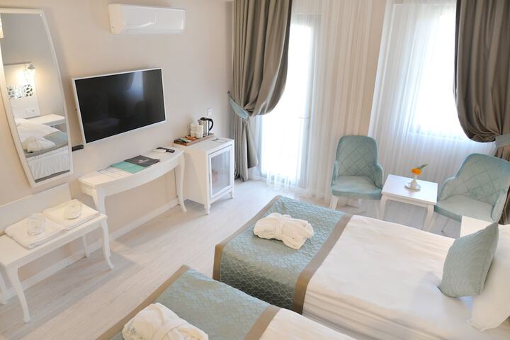 Room 18 of 139