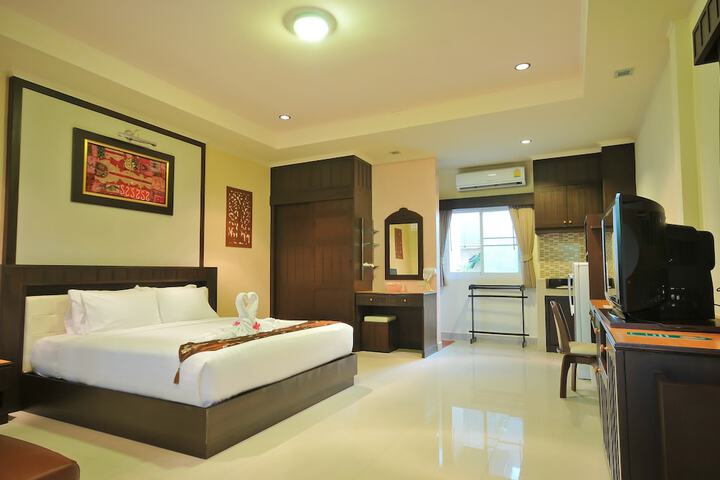 Room 6 of 38