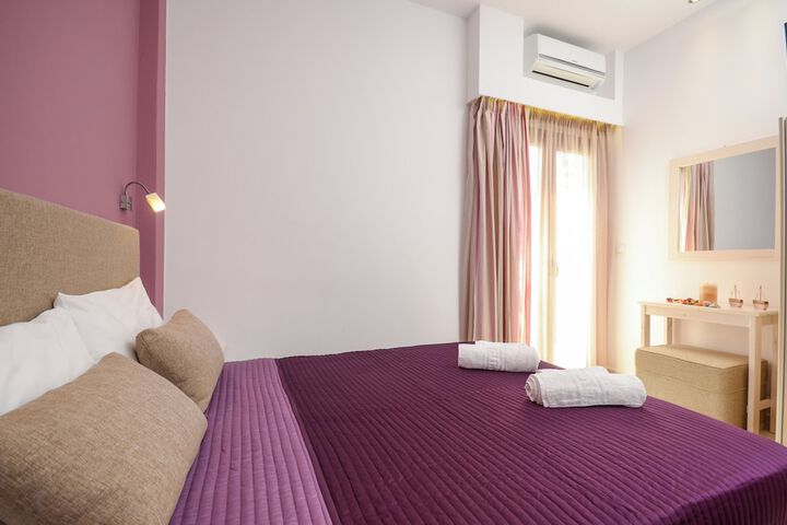 Room 45 of 68