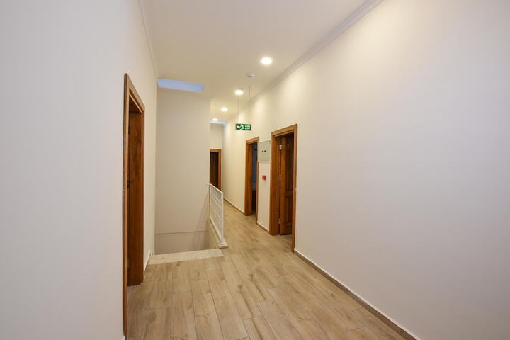 Ballroom/Hall 59 of 73