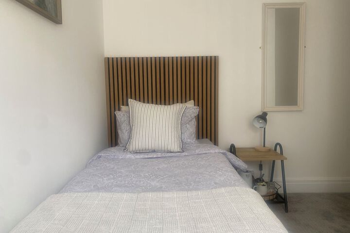 Room 44 of 69
