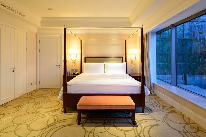 Room 29 of 129