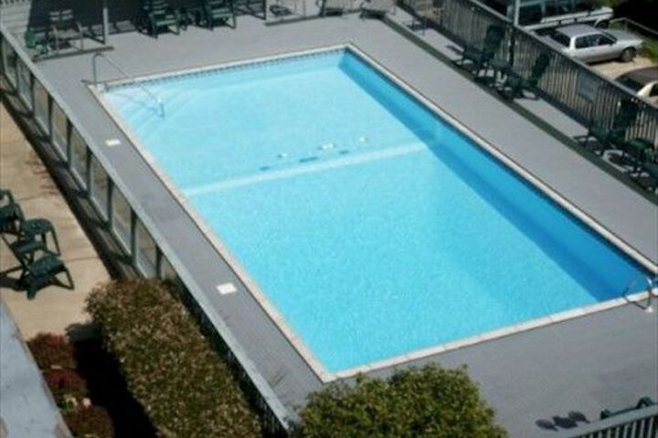 Pool 53 of 59