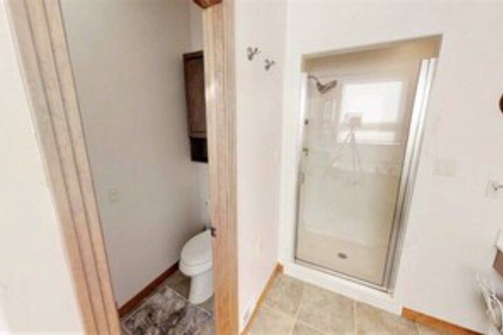 Room 2 of 30