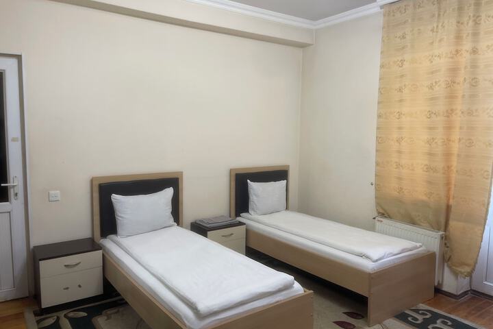 Room 5 of 19