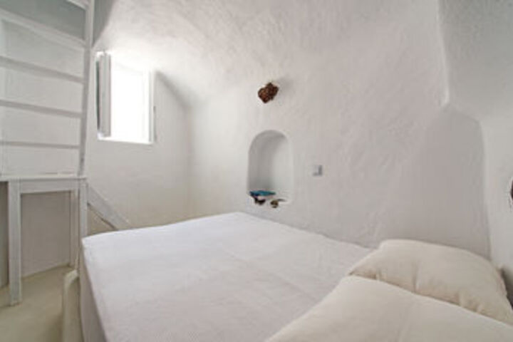 Room 5 of 23