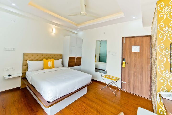 Room 6 of 40