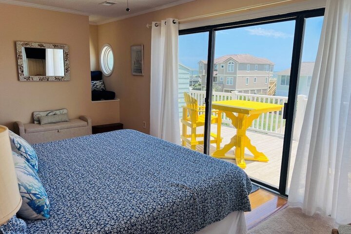 Room 15 of 74