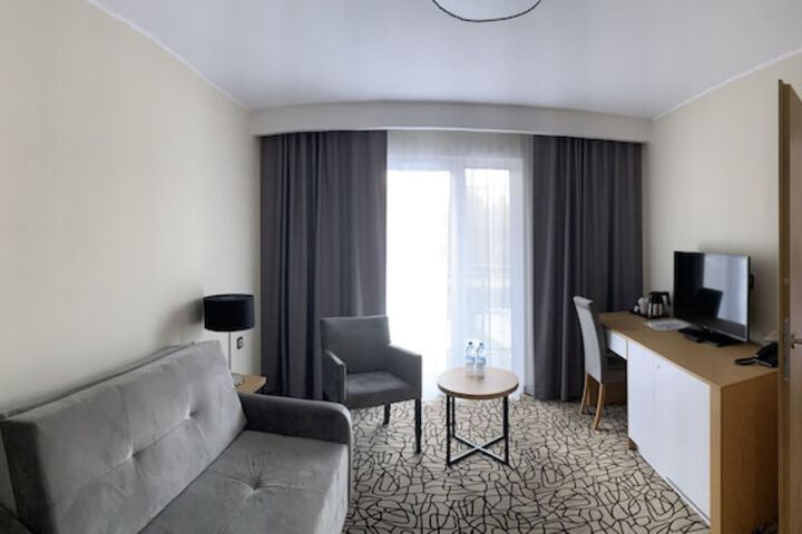 Room 12 of 31