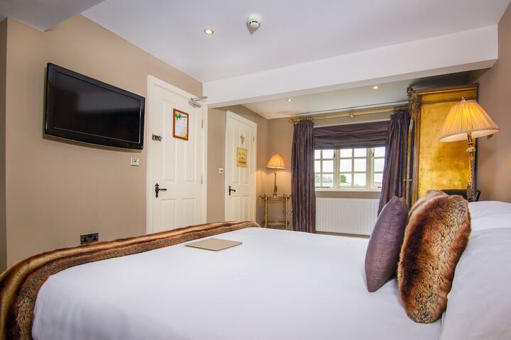 Room 15 of 29