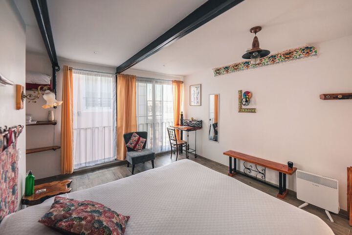 Room 13 of 73