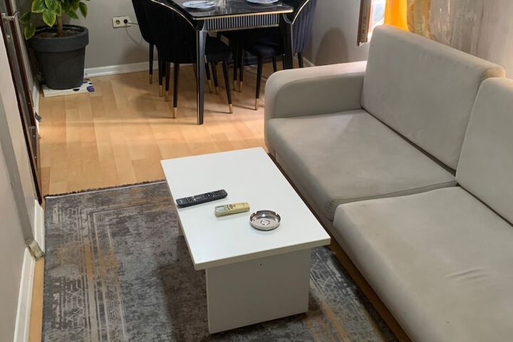 Room 52 of 75