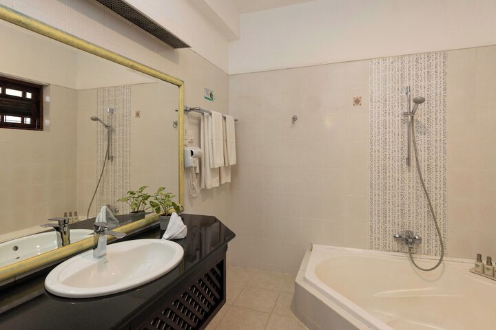 Bath Interior