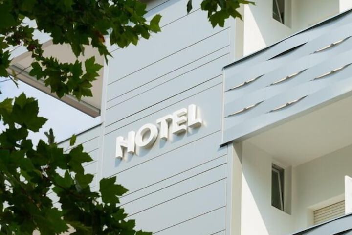 Hotel 59 of 62