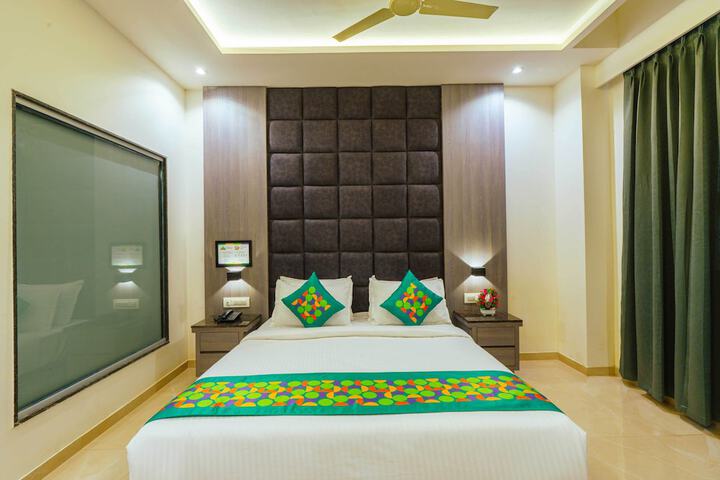 Room 38 of 54