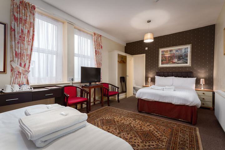 Room 15 of 39